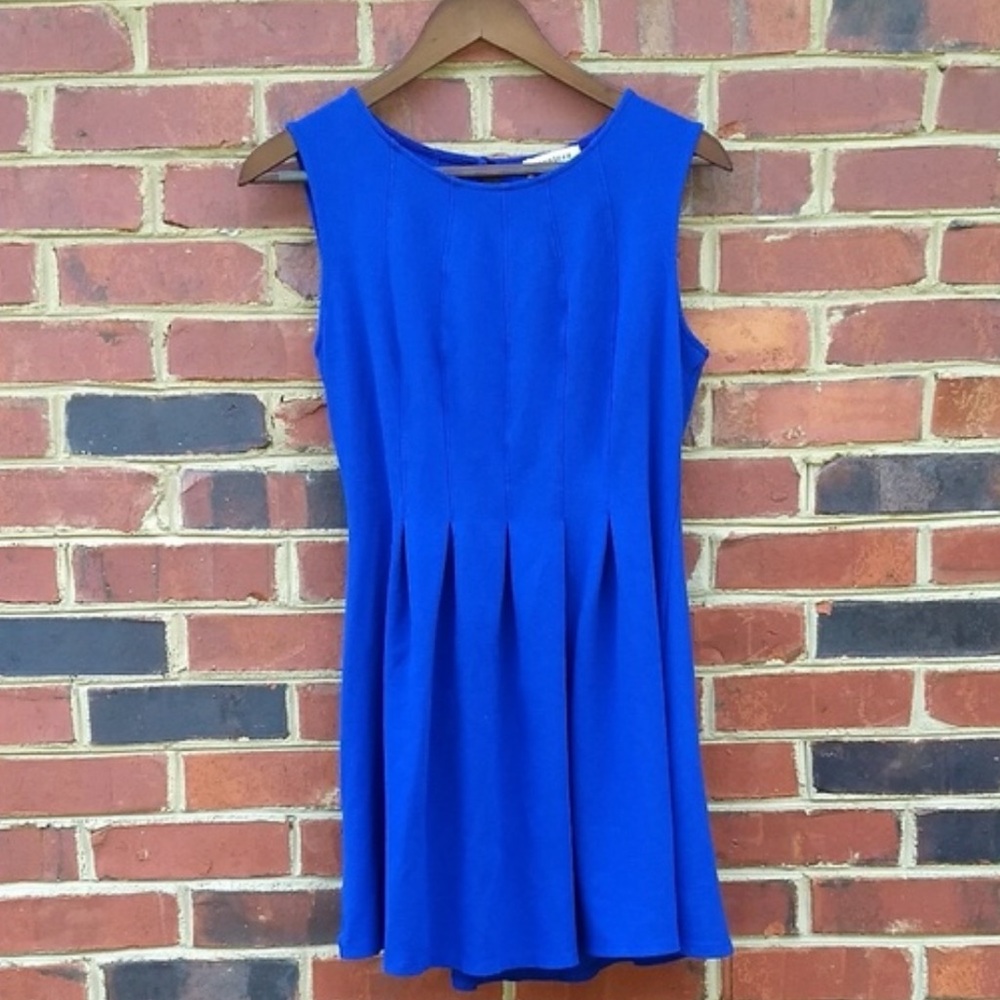 Pretty royal blue pleated dress